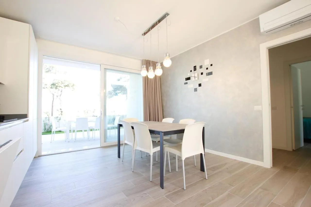 Village Le Tropezien - Home Immobiliare Jesolo Apartment