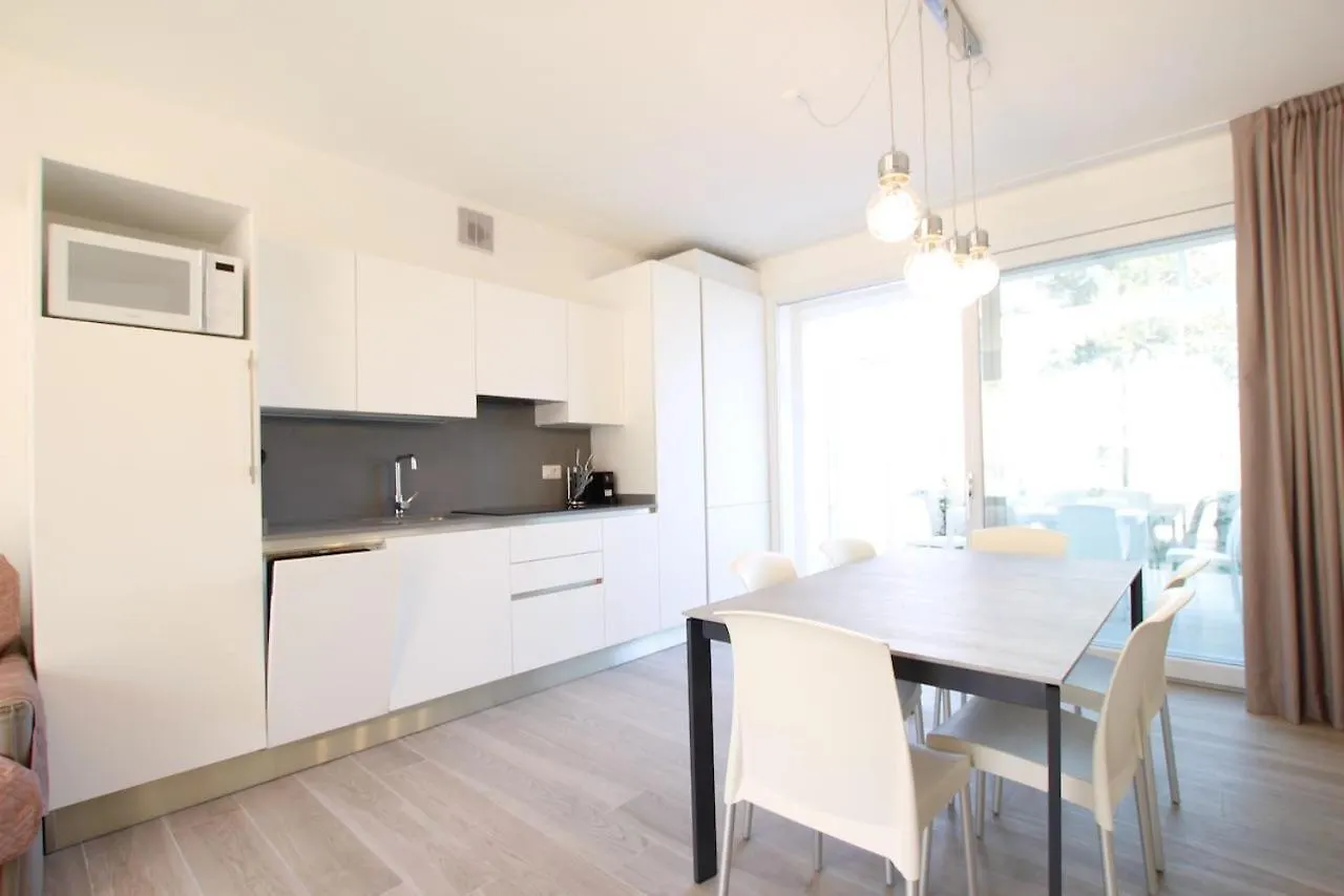 Apartment Village Le Tropezien - Home Immobiliare Jesolo